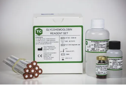 Reactivos y Juegos de reactivos para pruebas específicas. Reactivos para la determinación cuantitativa de hemoglobina glicosilada por electroforesis. Estabilidad mínima de 7 días una vez abierto. Para 80 pruebas. RTC.